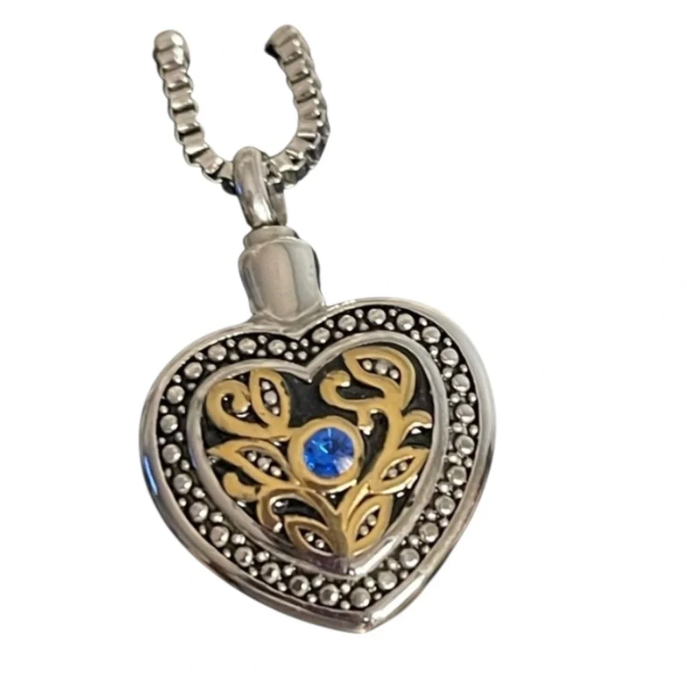 FASHION JEWELRY STAINLESS STEEL NECKLACE WOMENS HEART CREMATION PENDANT SILVER